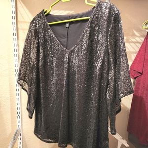 Roz & Ali 1X Black Sequin Flutter Sleeve Party Top